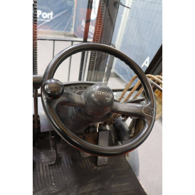 Toyota 15-48086169