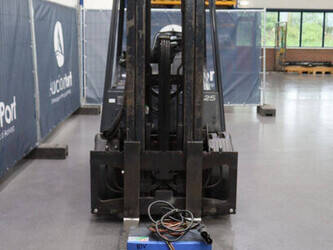2006-linde-e25-02-1466691-48086225