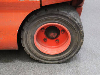 2006-linde-e25-02-1466691-48086235