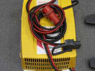 2005-linde-e14-1466693-48086295