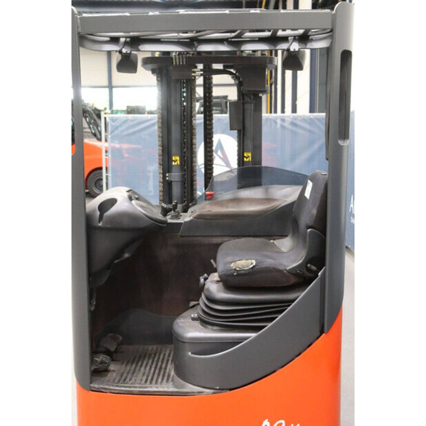 2005 ليندي E14-48086302