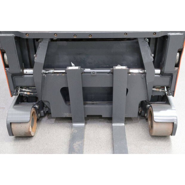 2017 Linde R16X-03-48086328