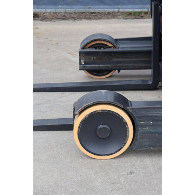 2015 Linde R14-01-48086438