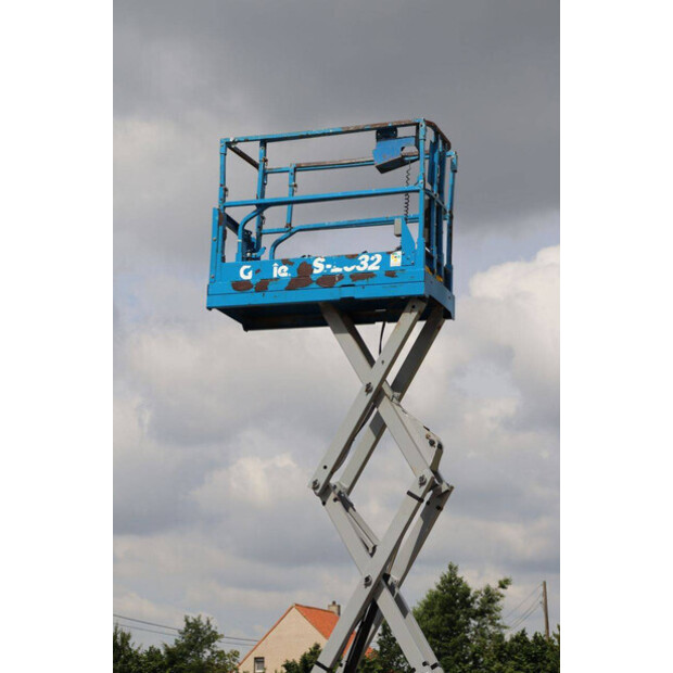2017 Genie GS-1532-48086488