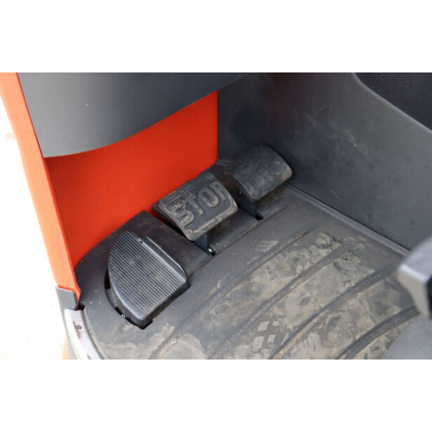 2017 Fenwick-Linde R14-01-48086564