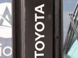 2018-toyota-06-8fgj35f-48086589