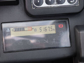 2018-toyota-06-8fgj35f-48086607