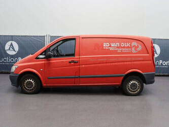 2014-mercedes-benz-vito-110cdi-1466715-48086973