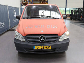 2014-mercedes-benz-vito-110cdi-1466715-48086979