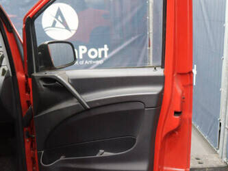 2014-mercedes-benz-vito-110cdi-1466715-48087011