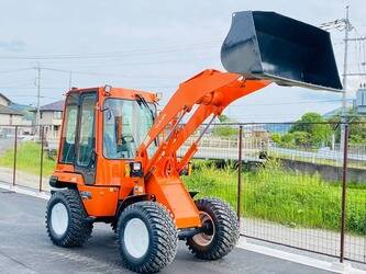 2015-kubota-r630z-48087416