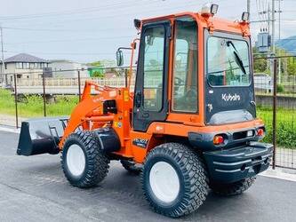 2015-kubota-r630z-48087418