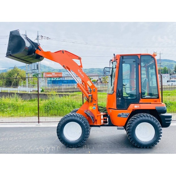2015 KUBOTA R630Z-48087420