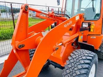 2015-kubota-r630z-48087422