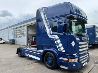 2015-scania-r410-1466730-48087640