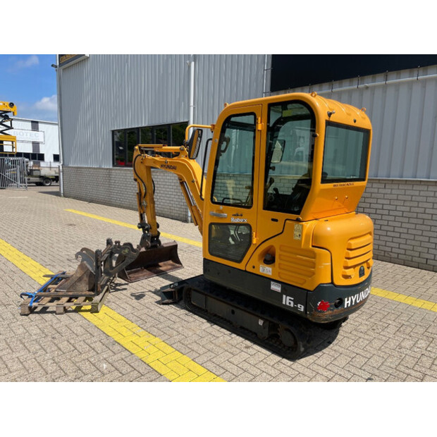 2015 Hyundai ROBEX 16-9-48087721