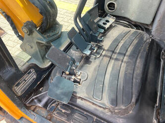2015-hyundai-robex-16-9-1466732-48087727