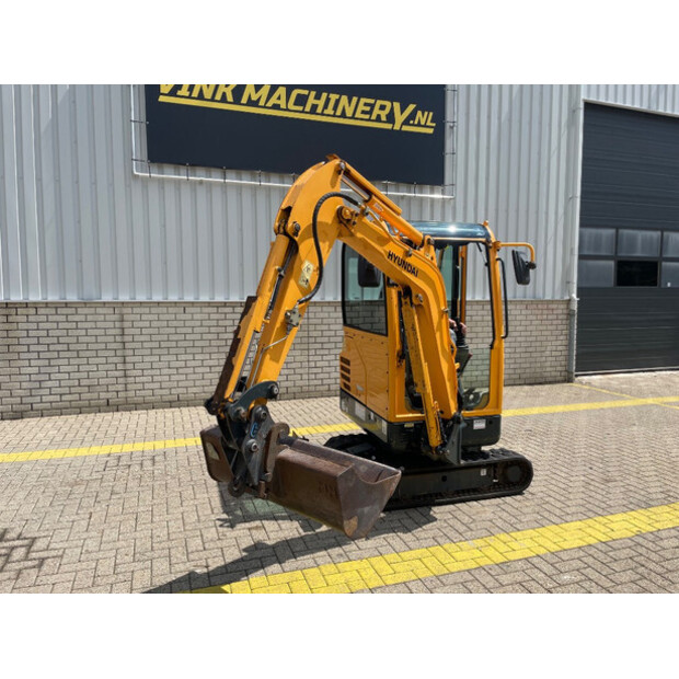 2015 Hyundai ROBEX 16-9-48087738
