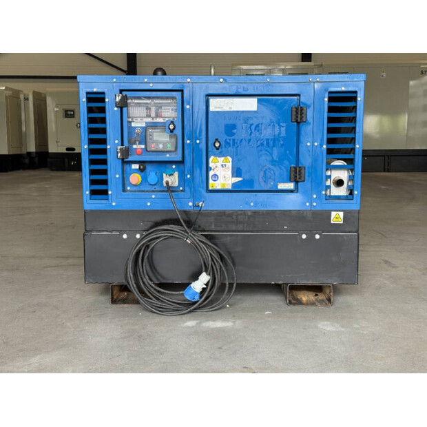 2019 KUBOTA Z482-48088110