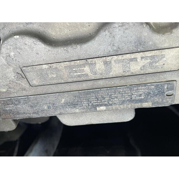 2014 Atlas-Copco XAHS 186-48088185