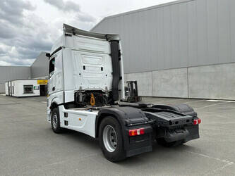 2024-mercedes-benz-actros-1945-1466746-48088195