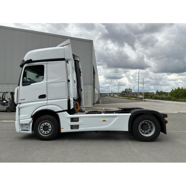 2024 Mercedes-Benz Actros 1945-48088196
