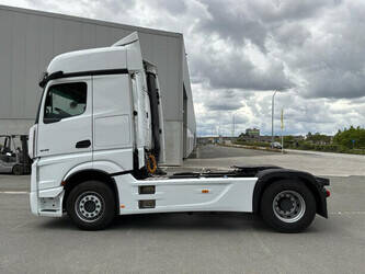 2024-mercedes-benz-actros-1945-1466746-48088196