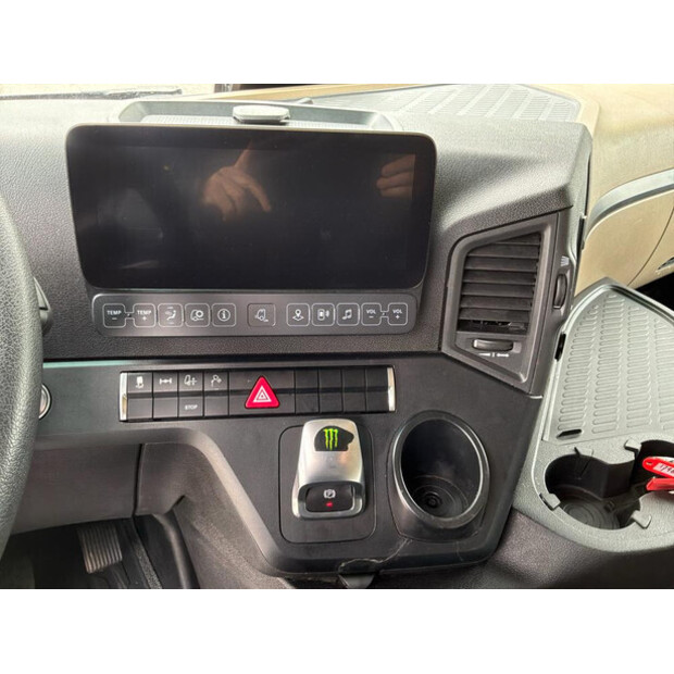 2024 Mercedes-Benz Actros 1945-48088198