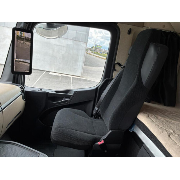 2024 Mercedes-Benz Actros 1945-48088202