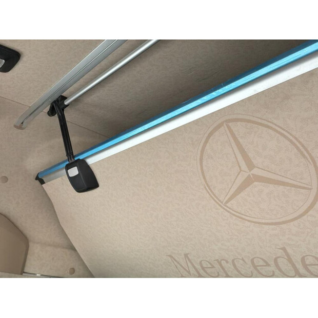 2024 Mercedes-Benz Actros 1945-48088207