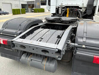 2024-mercedes-benz-actros-1945-1466746-48088212
