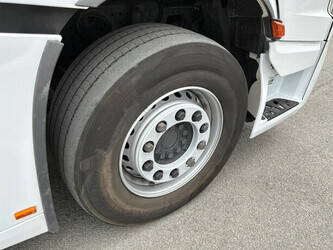 2024-mercedes-benz-actros-1945-1466746-48088214