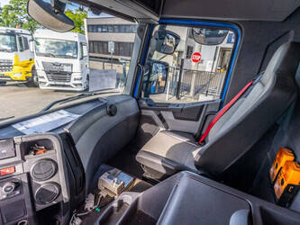 2017-renault-t380-1463375-48088761