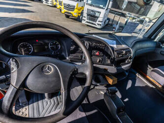 2011-mercedes-benz-actros-2636-1466254-48089227