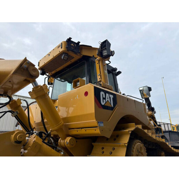 2017 كاتربيلر D8T-48090193