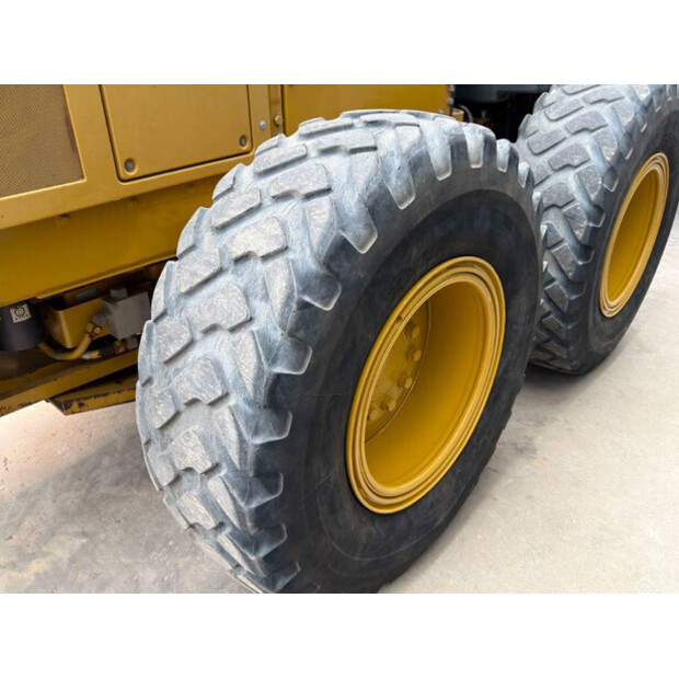 2011 Caterpillar 140M2-48090267
