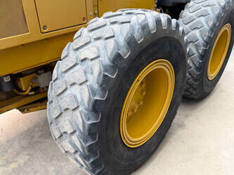 2011-caterpillar-140m2-1466892-48090267
