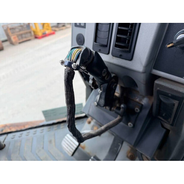 2011 Caterpillar 140M2-48090276