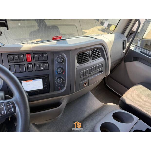 2017 DAF LF 260-48091085