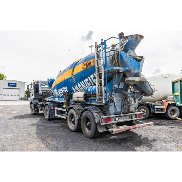 2018 Liebherr 12M3-48091152