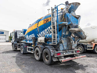 2018-liebherr-12m3-48091152