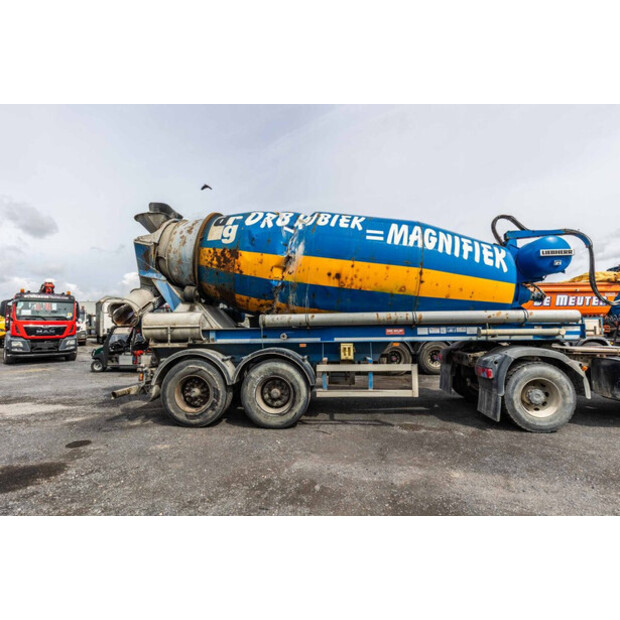 2018 Liebherr 12M3-48091155