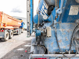 2018-liebherr-12m3-48091161