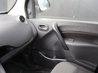 2020-renault-kangoo-1466943-48091370