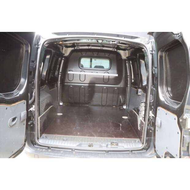 2020 Renault Kangoo-48091371