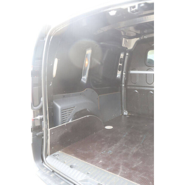 2020 Renault Kangoo-48091372