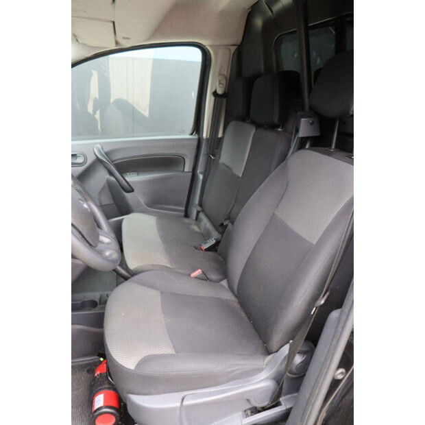 2020 رينو Kangoo-48091442