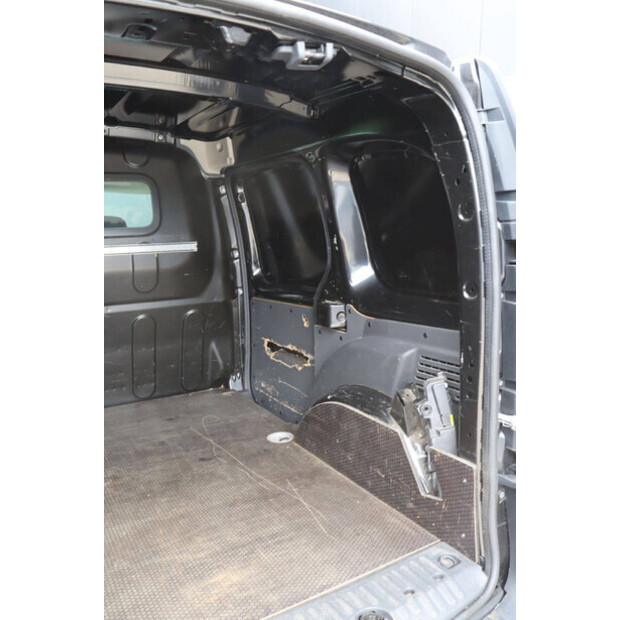 2020 رينو Kangoo-48091456