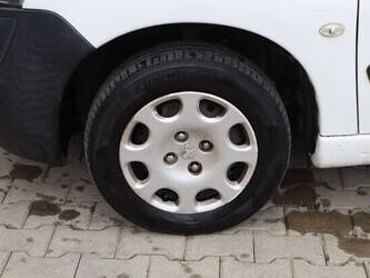 2007-peugeot-partner-1466957-48091712