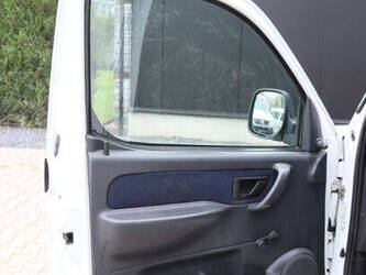 2007-peugeot-partner-1466957-48091717